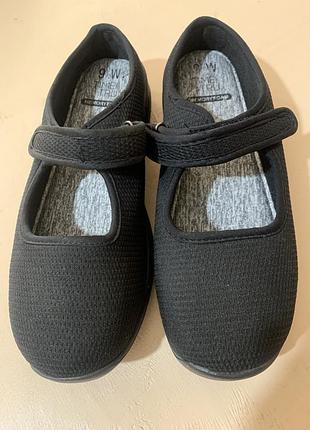 Туфлі тапочки текстильні