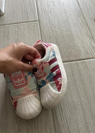 Кросівки adidas