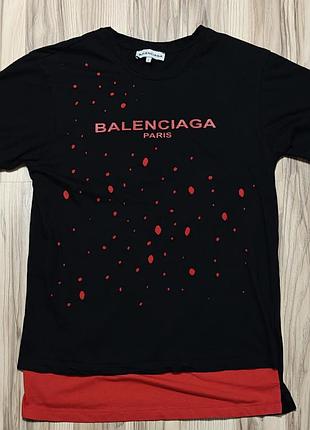 Футболка balenciata