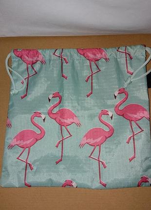 Косметичка из фламинго