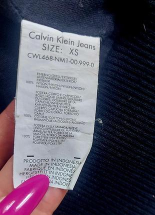 Стильная куртка-бомбер calvin klein jeans xs (42) оригинал 9