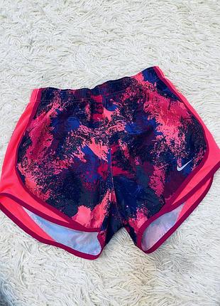 Шорти рожеві найк
