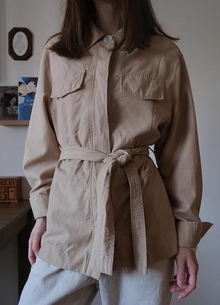 Укороченный бежевый тренч от someday.