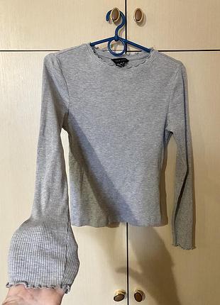 Лонгслів кроп топ трикотажний тонкий  в рубчик світлий сірий new look
