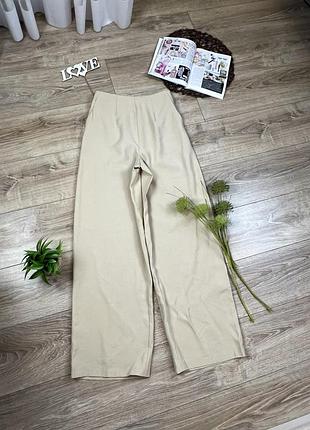 Стильные крутяжные широкие брюки на высокой посадке