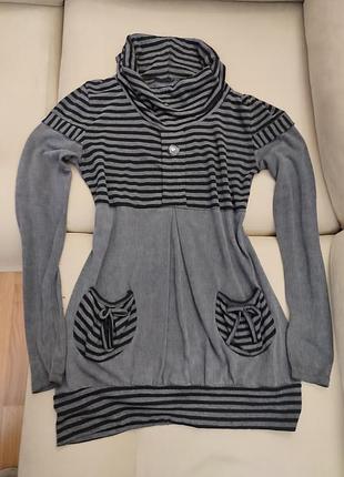 Красива туніка кофта светр світер