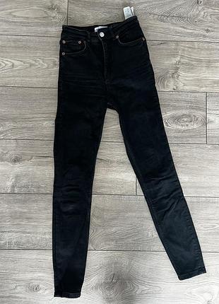 Чорні скінні  джинси 36 38 m жіночі zara
