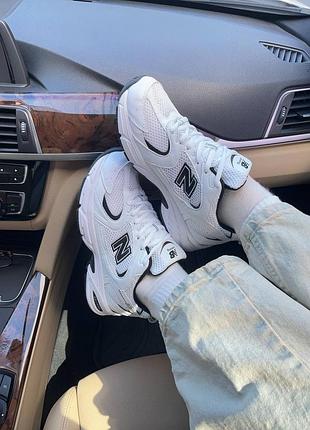 Жіночі кросівки new balance