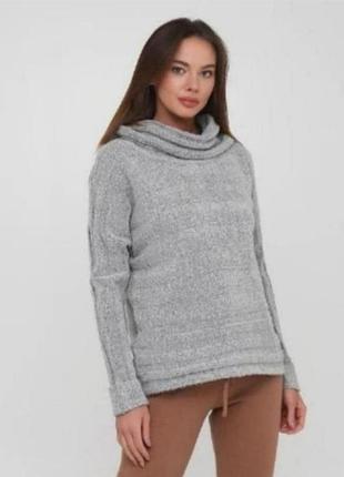 Женский свитер полувер