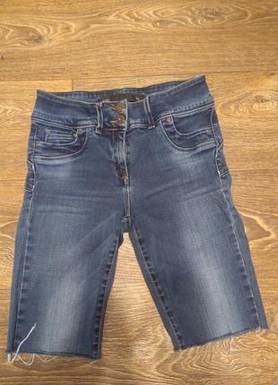 Джинсовые шорты