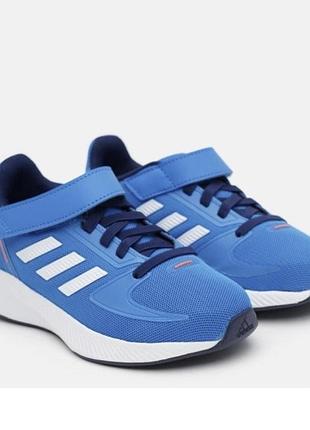 Легкі кросівки adidas 💙