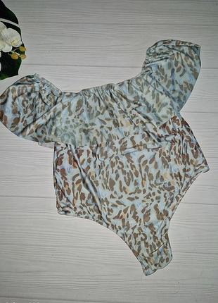 Батальный слитный купальник с открытыми плечами р.56-58