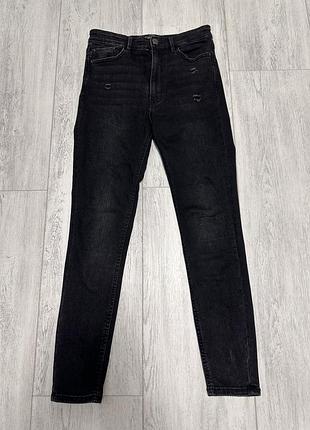 Жіночі джинси stradivarius 38 р., гарний стан