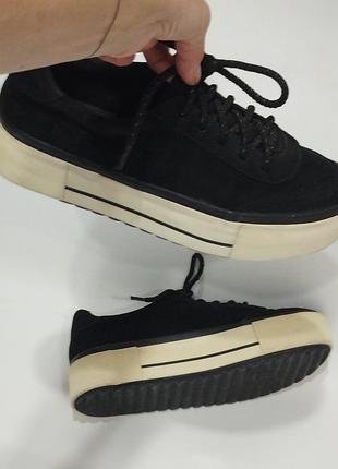 Срочно ! bershka замшевые кеды, кроссовки, на высокой платформе, 38р.