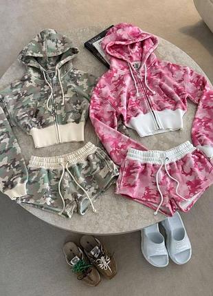 Костюм худи и шорты