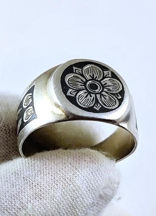 Советское серебряное кольцо 875 пробы "звезда".