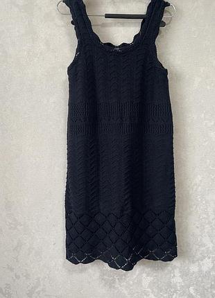 Ажурна взязана сукня