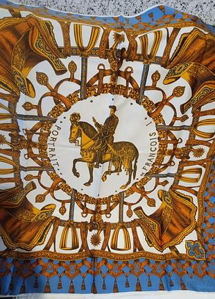 Стильный платок