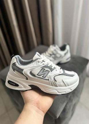 Кросівки жіночі new balance