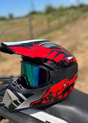 Шлем с очками