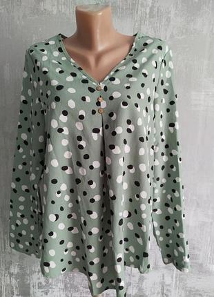 Красивая блуза