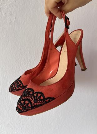 Туфлі жіночі