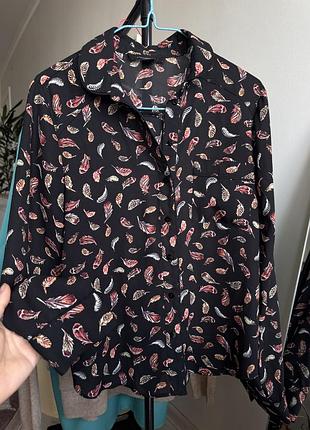 🖤 легка блуза atmosphere з кольоровим принтом “пірʼїнки”