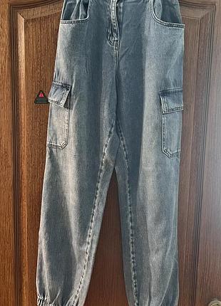 Джинсы-джогеры