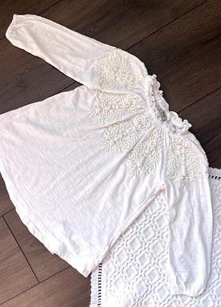 Легка літня блуза біла з вишивкою для дівчинки довгий рукав next некст 2-3 роки модал