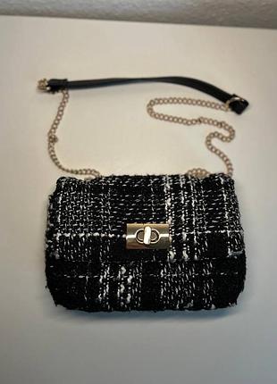 Жіноча чорно-біла твідова сумка h&m