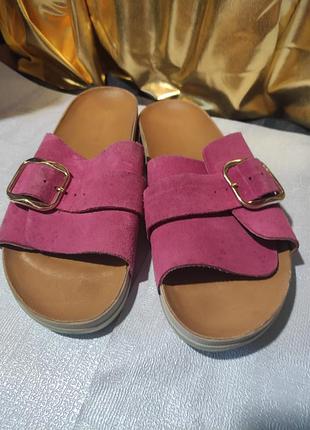 Женские кожаные шлепанцы