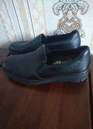 Жіночі шкіряні туфлі rieker