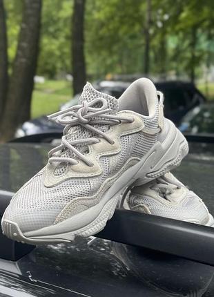 Кросівки літні жіночі adidas ozweego 22,5см