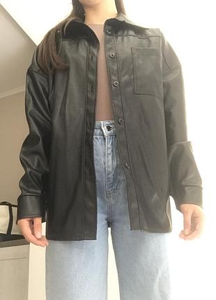 Шкіряна жіноча  сорочка