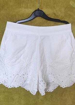 Шорты из прошвы, дополнительная тоненькая подкладка