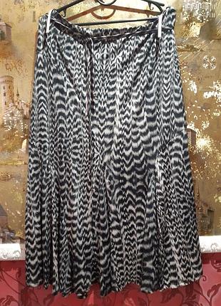 Юбка миди в анималистичный, животный принт