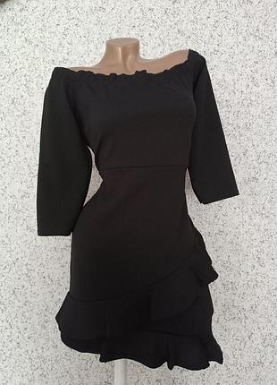 Симпатичное кукольное платье м