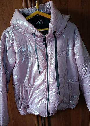 Куртка женская демисезонная в хорошем состоянии 46-48 размер
