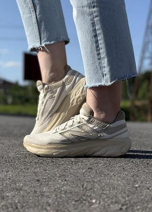 Бігові кросівки new balance 1080v13. оригінал.3 фото