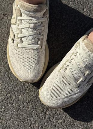 Бігові кросівки new balance 1080v13. оригінал.5 фото