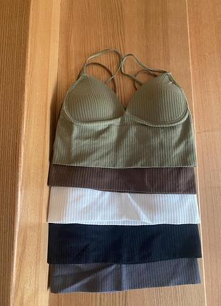 Топ на бретельках