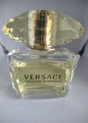 Versace yellow diamond