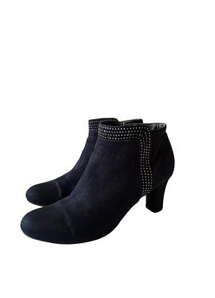 Ботильйони темно синього кольору замшеві