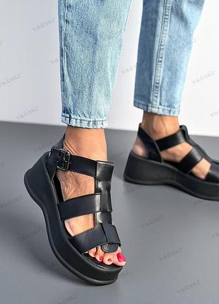 36-41 гг босоножки на фигурной танкетке натуральная замша/кожа черный, бежевый, белый, капучино