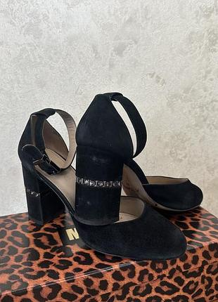 Жіночі босоніжки attizzare, натуральна замша