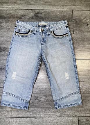 Жіночі джинсові шорти - бриджи