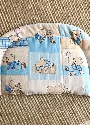 Подушка детская с закругленными углами голубой медвеженок бязь penetka 35x22 см