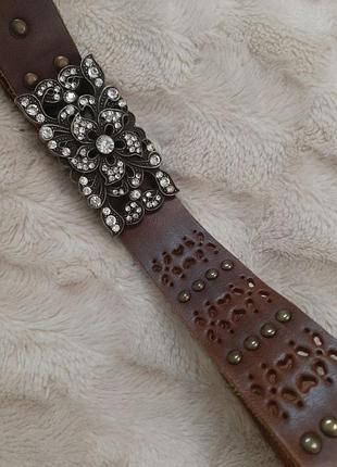 Перфорований шкіряний ремінь