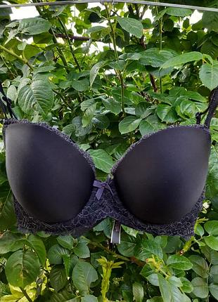 Бюст victoria's secret с кружевом