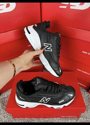 Жіночі кросівки new balance 1000 black white